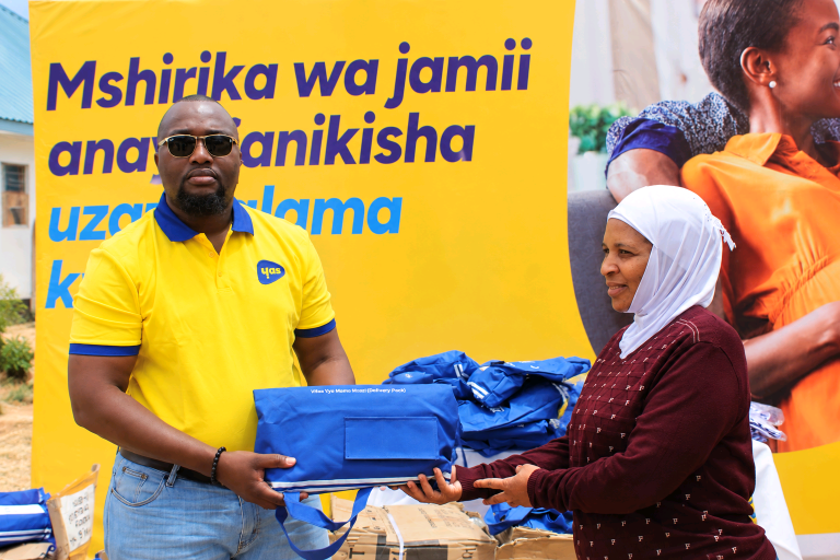 YAS YAENDELEZA KAMPENI YA TUMAINI, YAKABIDHI VIFAA TIBA MBARALI