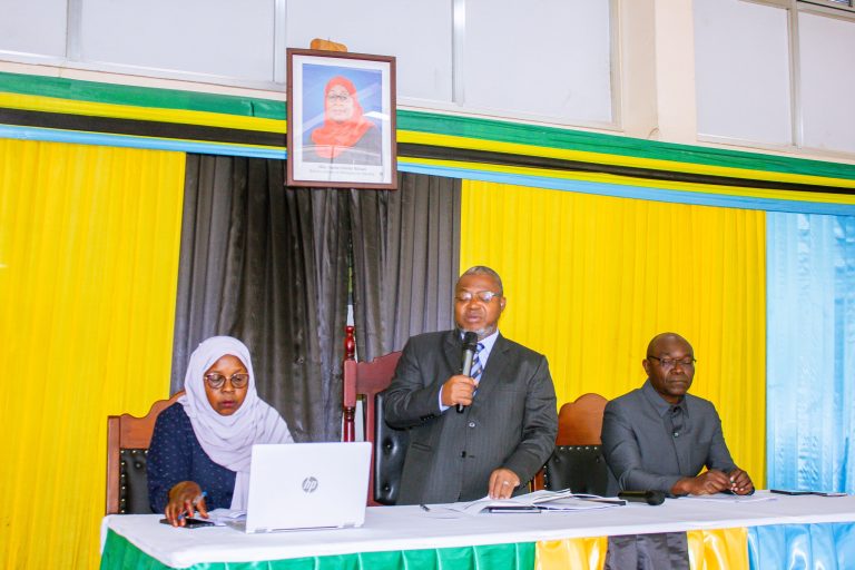 KAMATI TENDAJI NA ELEKEZI ZA MAAFA TANGA ZAJIPANGA KUKABILIANA NA EL NINO