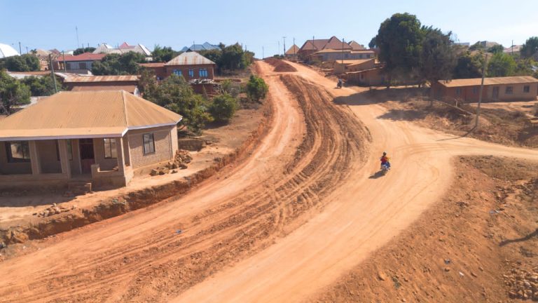 TARURA NJOMBE YAENDELEA KUBORESHA MIUNDOMBINU YA BARABARA 