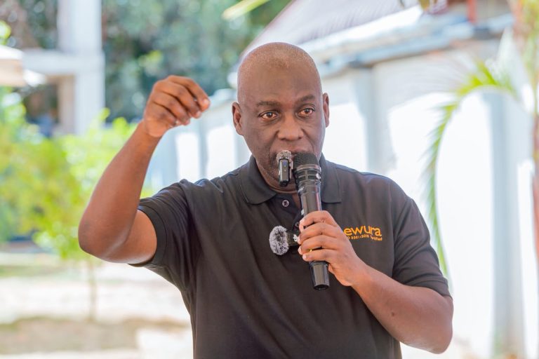 SHIVYAWATA TABORA YAPEWA ELIMU YA HAKI ZA WATUMIAJI WA NISHATI NA MAJI