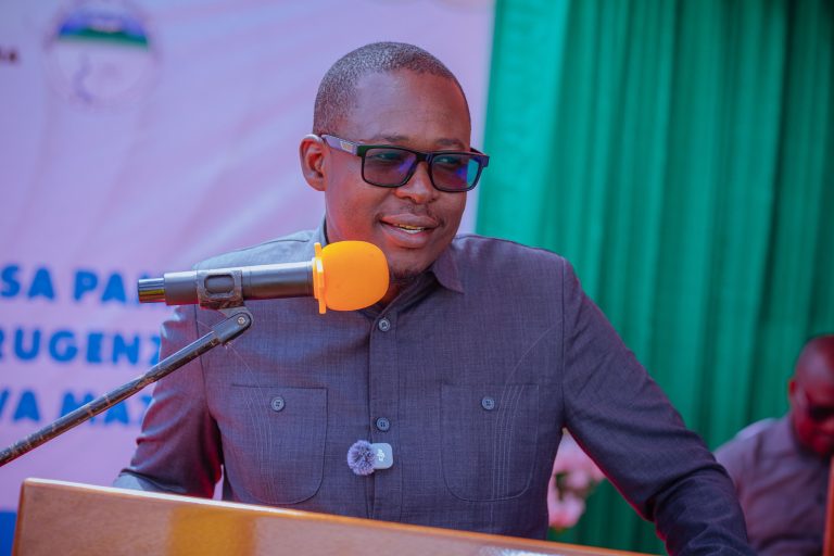 AJENDA YA WIZARA YA MAJI NI MATUMIZI YA TEKNOLOJIA KUDHIBITI UPOTEVU WA MAJI