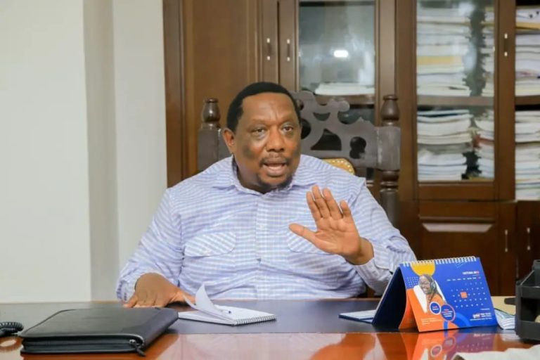 DC KASESELA AUNDA TIMU YA WATAALAMU KUTATUA MGOGORO WA SHAMBA MVOMERO
