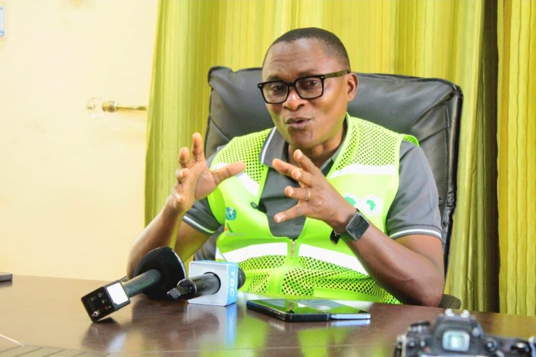 TANROADS KUFUNGA BARABARA YA TANGA–SEGERA KWA SAA NNE UKARABATI MADARAJA YA HALE, MAGUZONI