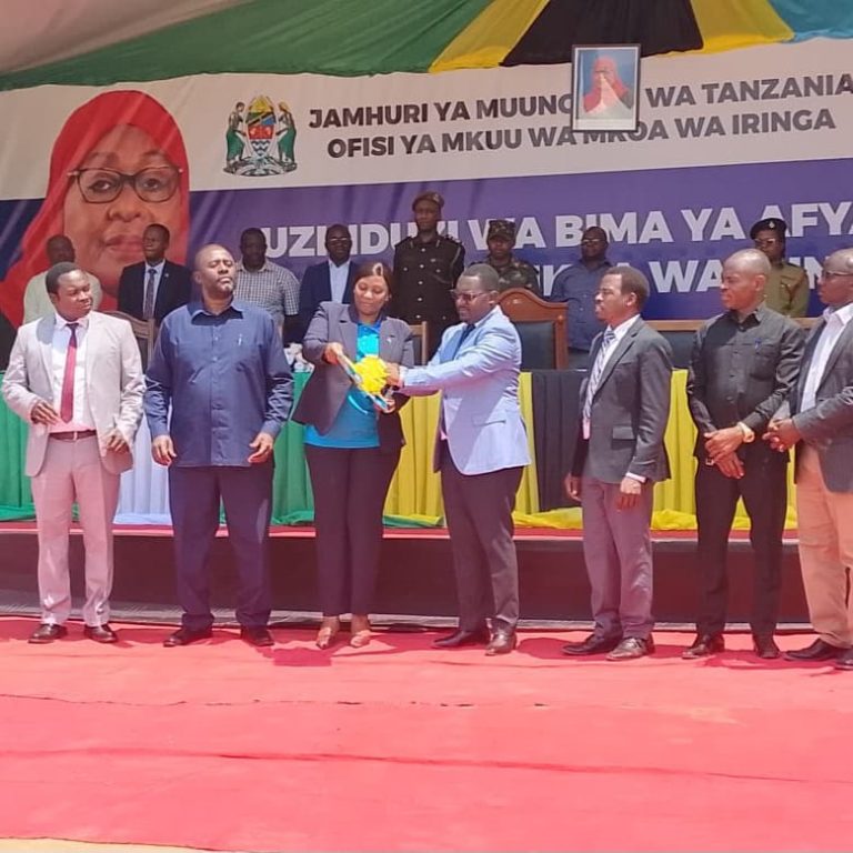 USAJILI WA BIMA YA AFYA KWA WOTE KIPIMO CHA UTENDAJI WA WAKURUGENZI NA WAKUU WA WILAYA MKOANI IRINGA