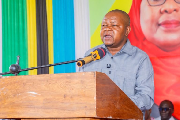 PROF. SHEMDOE AWAHIMIZA WANAKATAVI KUTUMIA MAONESHO KUJIFUNZA FURSA ZA KIUCHUMI