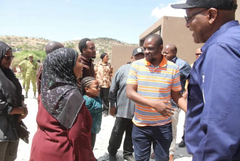 KAMATI YA BUNGE YAIPONGEZA CHUSA MINING KWA CSR