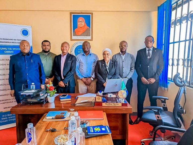 KAMATI YA USHAURI WA KISHERIA MKOA WA IRINGA YAKUTANA KUJADILIANA UTENDAJI KAZI