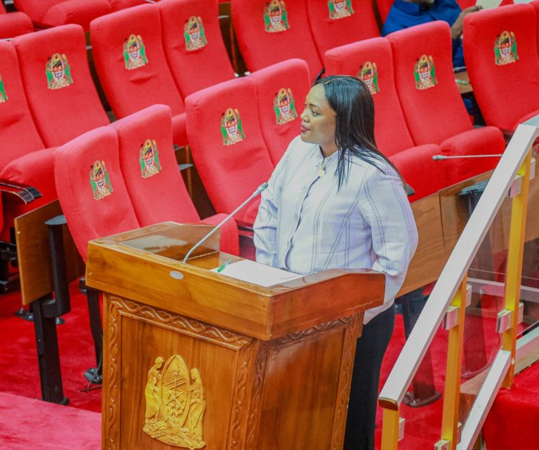 MHE. SALOME ALIPONGEZA BUNGE KWA USIMAMIZI WA MRADI WA JULIUS NYERERE