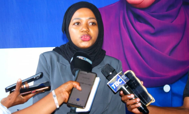 DC MWANAIDI AAPISHWA RASMI AHAIDI KUSIMAMIA MAENDELEO,FURSA PANGANI