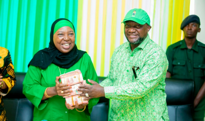 WAZIRI MCHENGERWA ASHUSHA NEEMA APIGA JEKI YA SHILINGI ML.35 KWA UWT MKOA WA PWANI