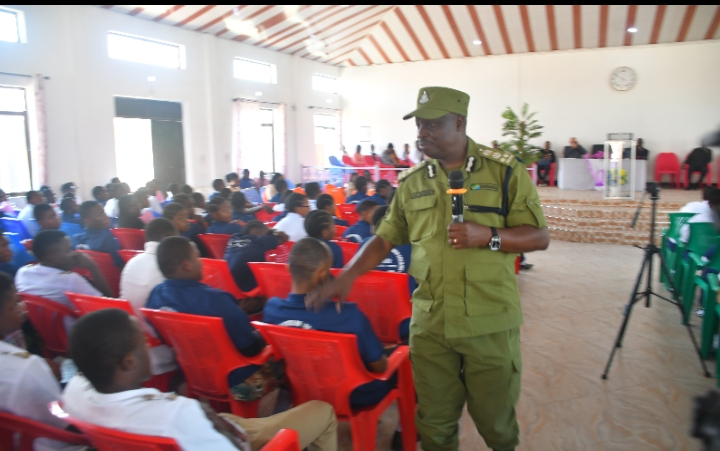 “ONGEA NA KAMANDA” YAWAFIKIA WANACHUO CHA AFYA MBALIZI – MBEYA