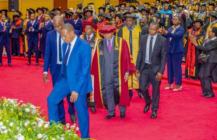 WAHITIMU MZUMBE WATAKIWA KUWA WAADILIFU, WAWAJIBIKAJI